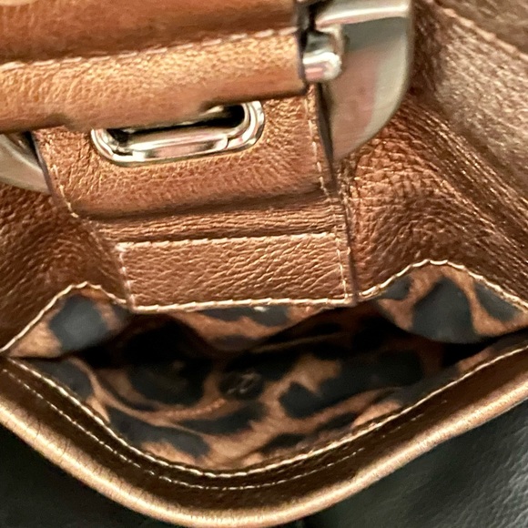 💖B.Makowsky Crossbody💖 - Picture 7 of 12